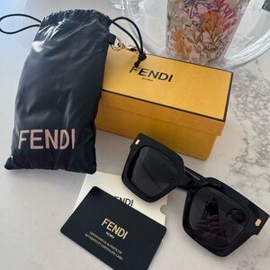 Fendi Stylish Black Sunglasses